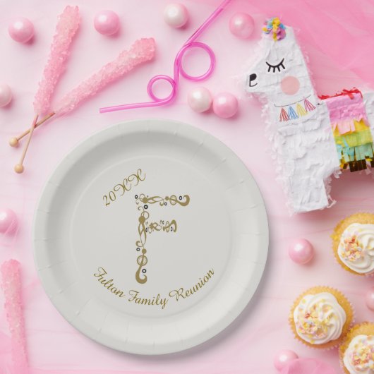 Familie reunion Elegant Gold Letter F Monogram Papieren Bordje (Feest)