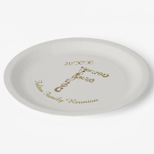 Familie reunion Elegant Gold Letter F Monogram Papieren Bordje (Gekanteld)