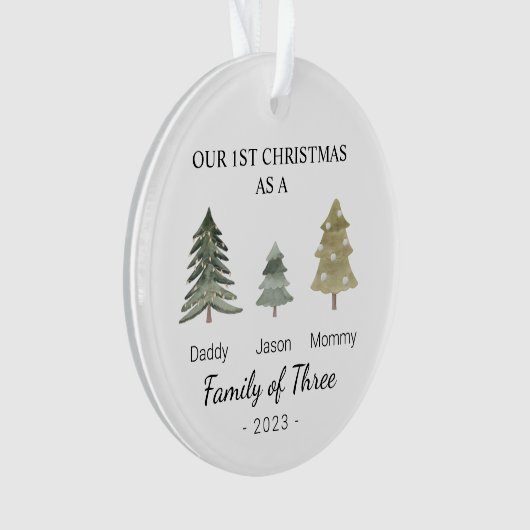 Familie van drie gepersonaliseerde baby's Eerste K Ornament (voorkant)