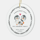 Familie van drie kerstpinguïn keramisch ornament (Links)
