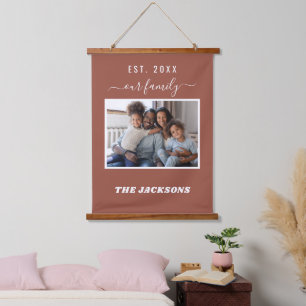 Familiefoontenaam bruin hangend wandkleed