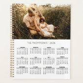 Familiefoto 2026 Kalender 12 maanden Monogram Planner (Voorkant)