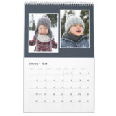 Familiefoto collage rustige monogram marineblauw kalender (Jan 2026)
