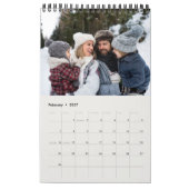 Familiefoto collage rustige monogram zwart & crème kalender (Feb 2027)