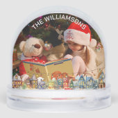 FAMILIEFOTO WINTERSCENE GRENSLICHTEN SNEEUWBOL (Achterkant)