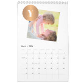 Familiefotocollage 2026 monogrammed sinaasappel kalender (Mar 2026)