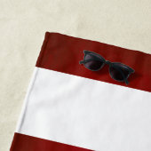 Familienaam | Aangepaste Canadese maaple Leaf Strandlaken (In situ)