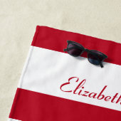 Familienaam | Aangepaste Canadese maaple Leaf Strandlaken (In situ)