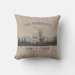 Familienaam Cabin Deer Pine Tree Forest Burlap Buitenkussen
