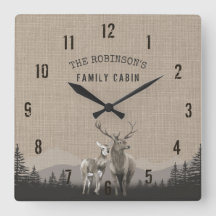 Familienaam Cabin Deer Pine Tree Forest Burlap