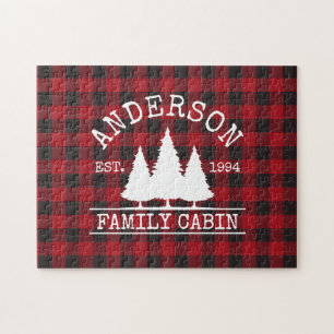 Familienaam Cabin Red Buffalo Play Pine Trees Legpuzzel