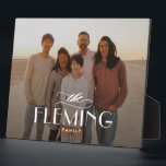 Familienaam Gepersonaliseerde Photo Desktop Plaque Fotoplaat<br><div class="desc">Pas je gewoon aan met jouw tekst en foto's en creëer een cadeautje voor jezelf of iemand van wie je houdt! De achtergrondkleur kan in om het even welke kleur van uw keus worden veranderd!</div>