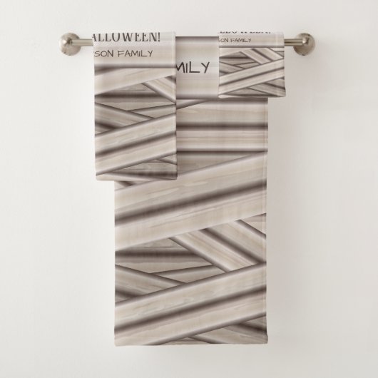 Familienaam  Halloween Mummy Stripes Bad Handdoek (Insitu)