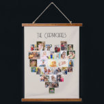 Familienaam Heart Shaped Foto Collage 29 Afbeeldin Hangend Wandkleed<br><div class="desc">De fotovertoning van de douane op grote muur die, verder gepersonaliseerd met uw familienaam hangt. Het fotomalplaatje toont uw afbeeldingen in een hart gevormd fotocollage die 29 afbeeldingen houdt. Uw foto's worden getoond in een mengeling van vierkant, landschap en portretformaten en, als u om het even welke problemen met plaatsing...</div>