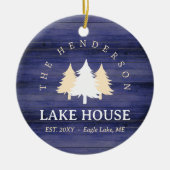 Familienaam Lake House Pine Tree hout gepersonalis Keramisch Ornament (Voorkant)