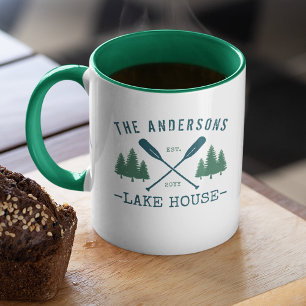 Familienaam Lake House Rustic Oars Pine Trees Mok