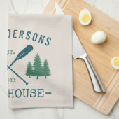 Familienaam Lake House Rustic Oars Pine Trees Theedoek (Quarter Fold)