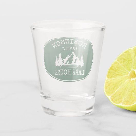 Familienaam Lake House Trees Forest Green Shot Glas (Achterkant)