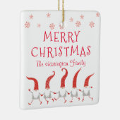 Familienaam Merry Kerstgnomen Keramisch Ornament (Rechts)