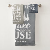 Familienaam Modern Lake House Bad Handdoek (Insitu)