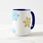 Familienaam moderne kerstboom en glitterige sneeuw mok (Voorkant rechts)