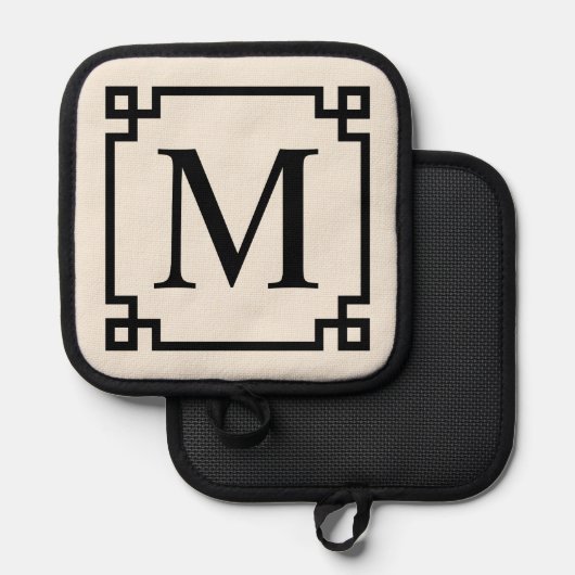 Familienaam Monogram en Chique Griekse Key Border Pannenlap (Voorkant / Achterkant)