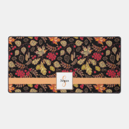 Familienaam op herfstgebladerte bureaumat