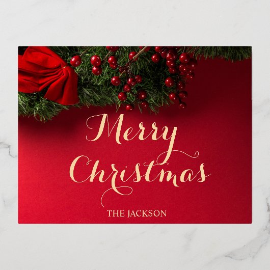 Familienaam Rood & Goud Typografie Kerstmis Folie Feestdagen Briefkaart (Voorkant)
