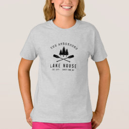 Familienaam Rustic Lake House Boat Oars Trees T-shirt
