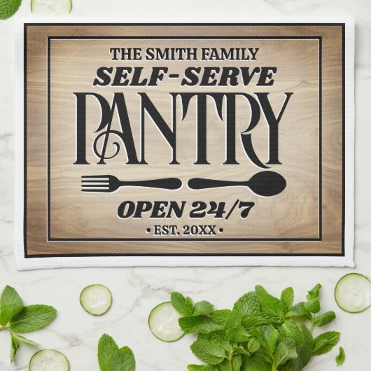 Familienaam Self Serve Pantry Uren Sign Theedoek (Gevouwen)