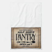 Familienaam Self Serve Pantry Uren Sign Theedoek (Verticaal)