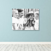 Familienaam Typografie B/W Portret Groot Canvas Afdruk (Insitu (Houten vloer))