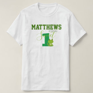 Familieovereenkomende kikker op de eerste verjaard t-shirt