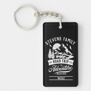 Familieroute reis het avontuur begint sleutelhanger