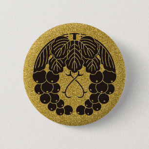 [Family Crests] Twee druiven rondom de Button