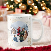 Family in the Snow Mug – Cozy Christmas Gift for L Koffiemok
