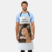 Family Is Everything, Kitten Apron Schort (Gedragen)