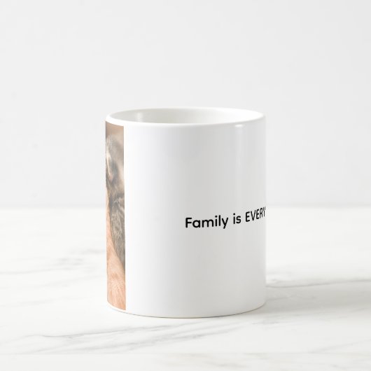 Family Is Everything, Kitten Coffee Mug Koffiemok (Center)