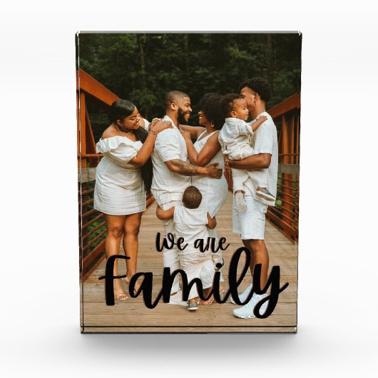 Family Love Black Script Custom Familienaam Foto (Voorkant)