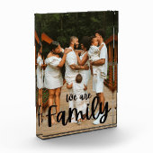 Family Love Black Script Custom Familienaam Foto (Links)