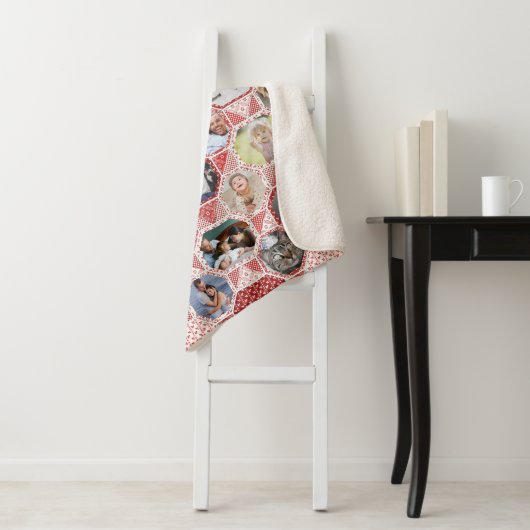 Family Photo Collage Easy Red Quilt 35 Pics Sherpa Deken (In situ)