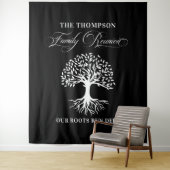 Family reunion tree backdrop banner black wandkleed (In situ)