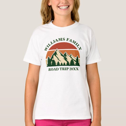 Family Road Trip Mountains Sunset Custom Girls T-shirt (Voorkant)