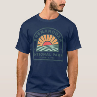 Family Vacation Gift Retro Shenandoah National Par T-shirt