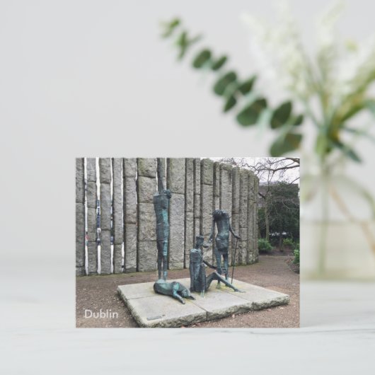 "Famine", St. Stephen's Green, Dublin, Ierland. Briefkaart (Staand voorkant)