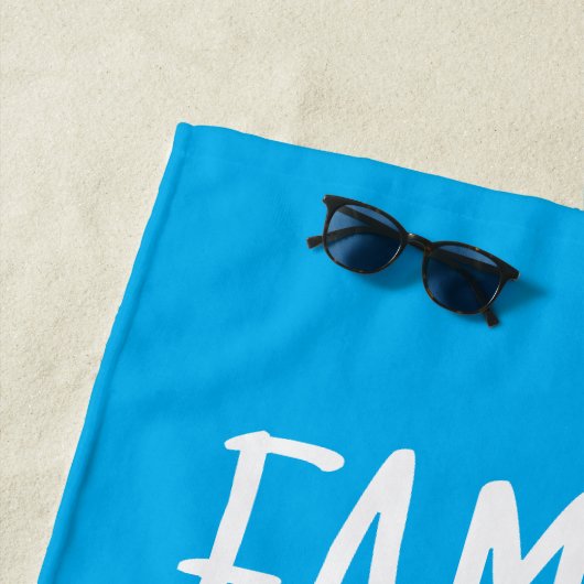 Famous for No Reason Strandlaken (In situ)