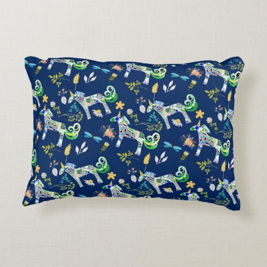Fanciful Unicorns and Dragonflies Accent Kussen (Achterkant)
