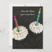 Fancy Cupcakes met Kaarsen Bewaar de Datum Magnetische Uitnodiging (Voorkant)