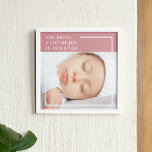 Fancy Cute Baby Foto | Roze en wit | Citaat Canvas Afdruk<br><div class="desc">Introductie van ons "Joyful Moments Collectie", waarin geluk en creativiteit elkaar ontmoeten! Vier de pure vreugde en verwondering van het leven met onze prachtige roze achtergrond Baby Photo Quote producten. Of je nu voor jezelf winkelt of op zoek bent naar het perfecte cadeau, ons collectie belooft je dag op te...</div>