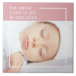 Fancy Cute Baby Foto | Roze en wit | Citaat Tegeltje<br><div class="desc">Introductie van ons "Joyful Moments Collectie", waarin geluk en creativiteit elkaar ontmoeten! Vier de pure vreugde en verwondering van het leven met onze prachtige roze achtergrond Baby Photo Quote producten. Of je nu voor jezelf winkelt of op zoek bent naar het perfecte cadeau, ons collectie belooft je dag op te...</div>